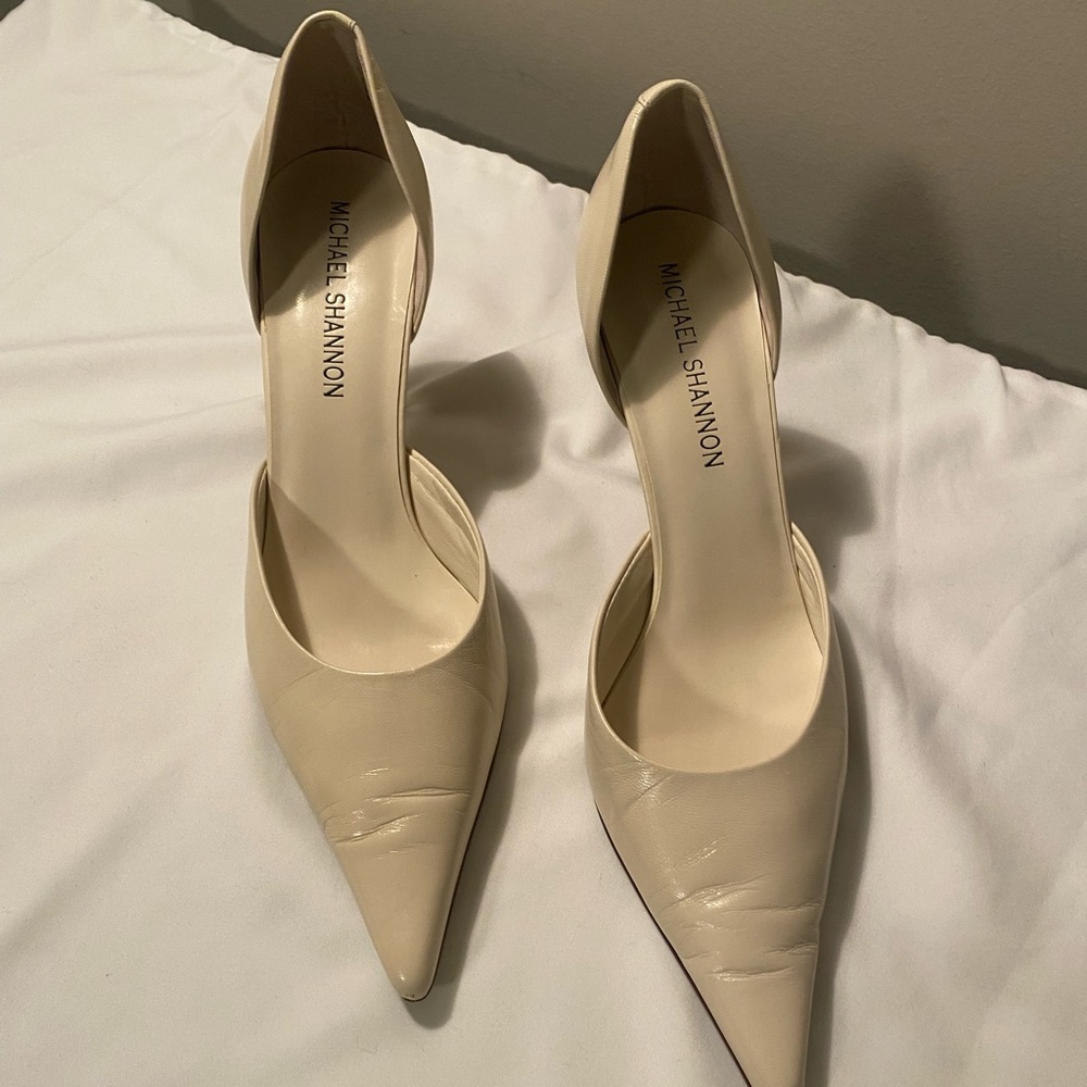 Michael Shannon /Color Bone/Size 9 /Heel Height 2 1/2 Inches